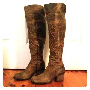 Over the knee, brown w/scrolling detail Carlos